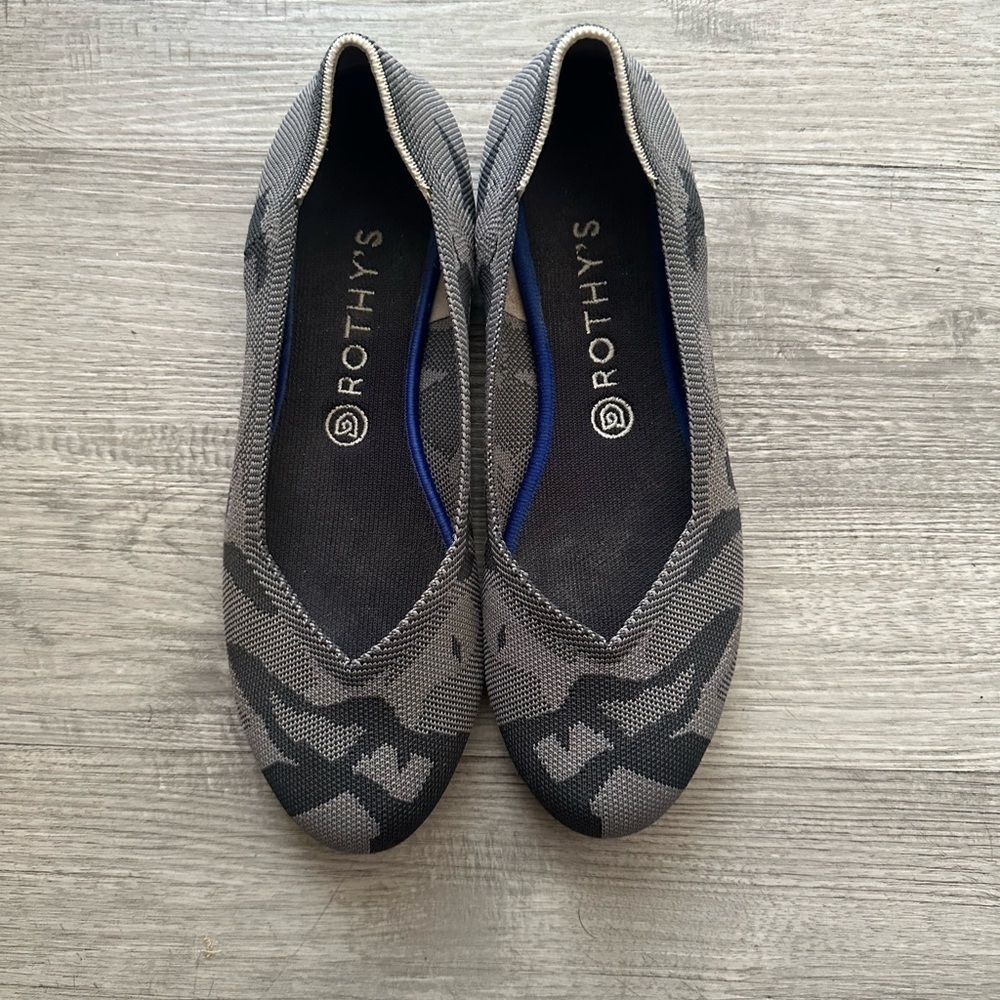 Rothy's Black and Gray Camouflage Flats Sz 10.5